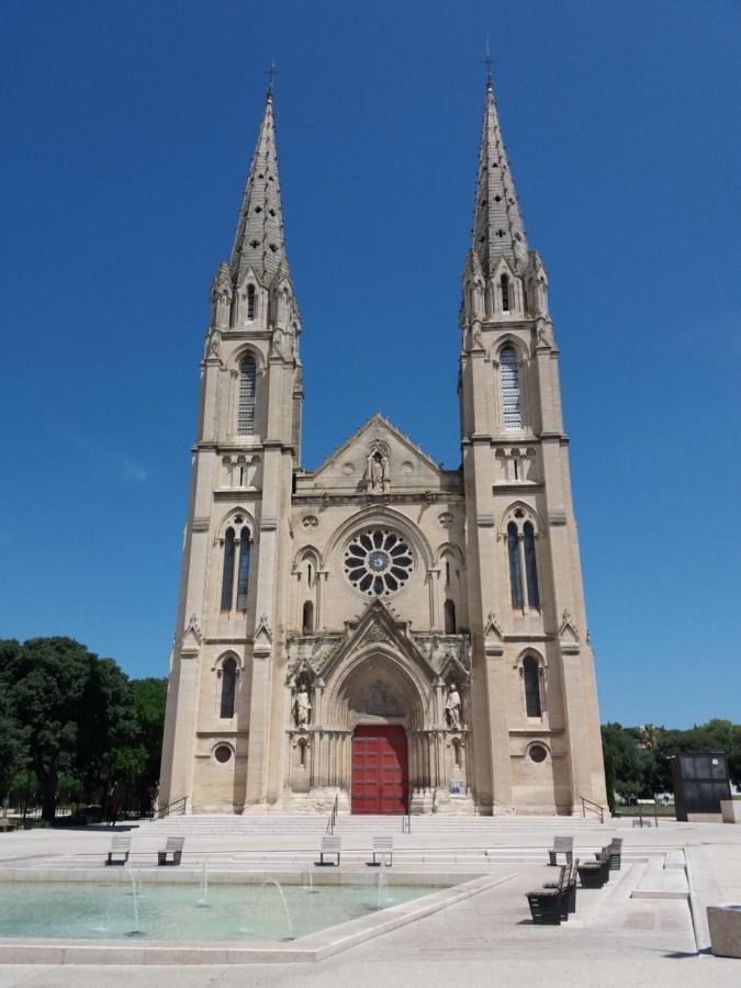 Apartmán Le Sully Nîmes Exteriér fotografie